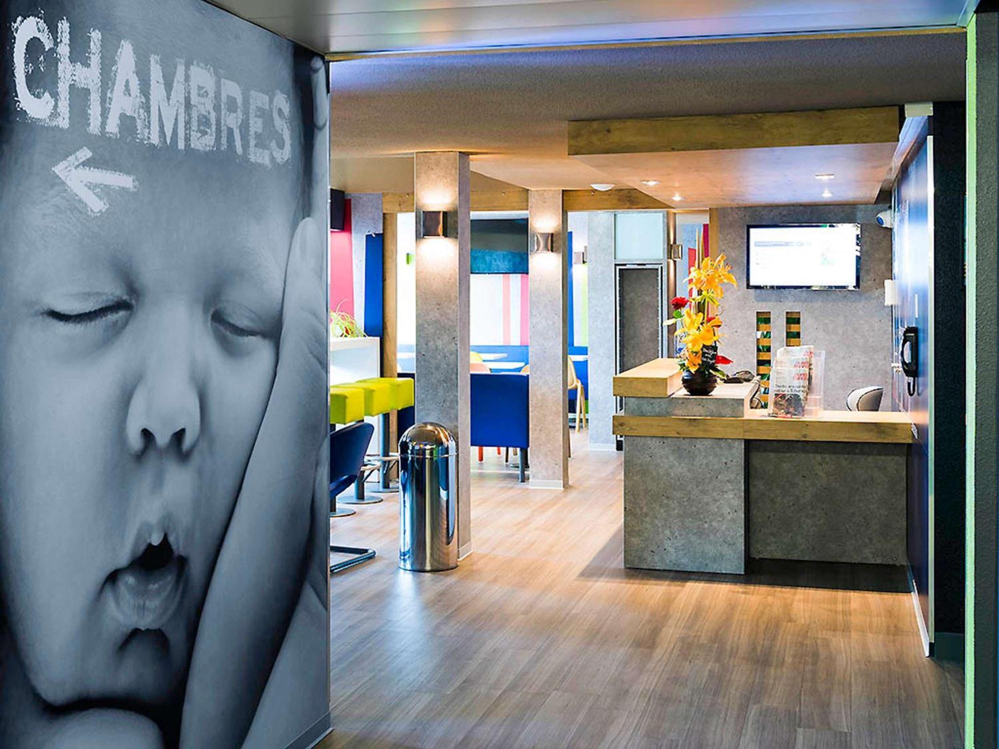 Ibis Budget Granville Bagian luar foto