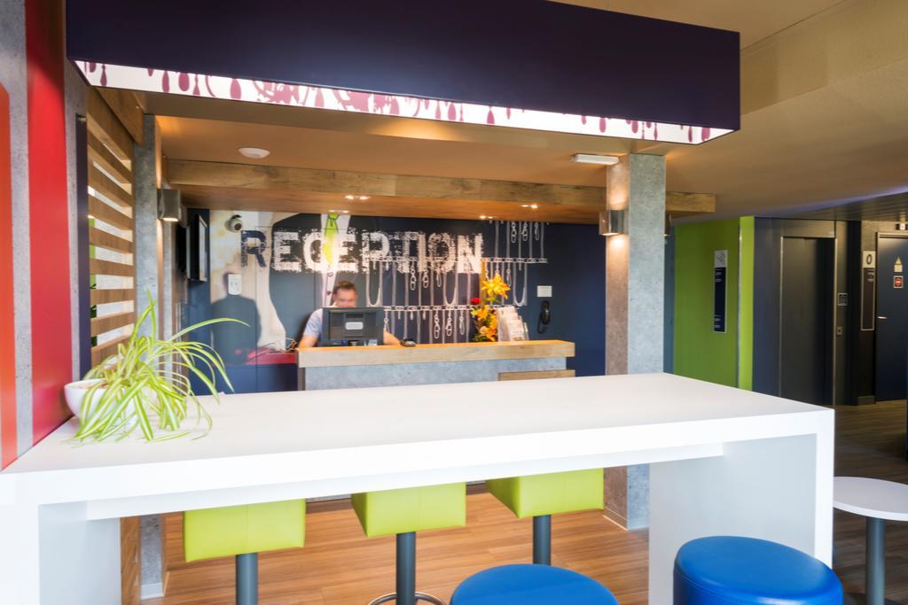 Ibis Budget Granville Bagian luar foto