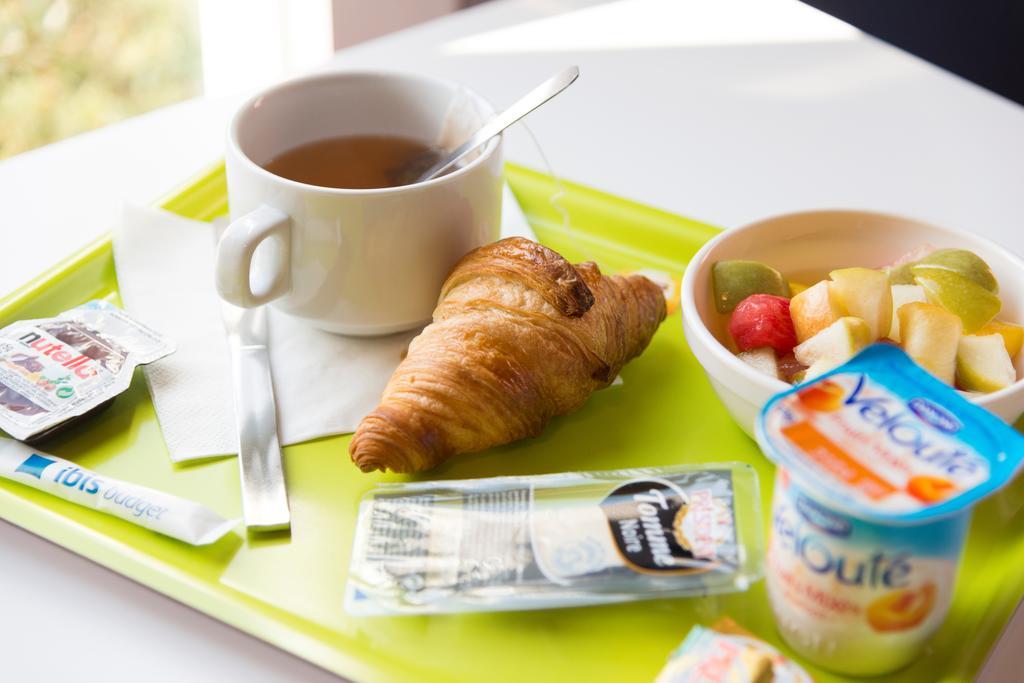 Ibis Budget Granville Bagian luar foto