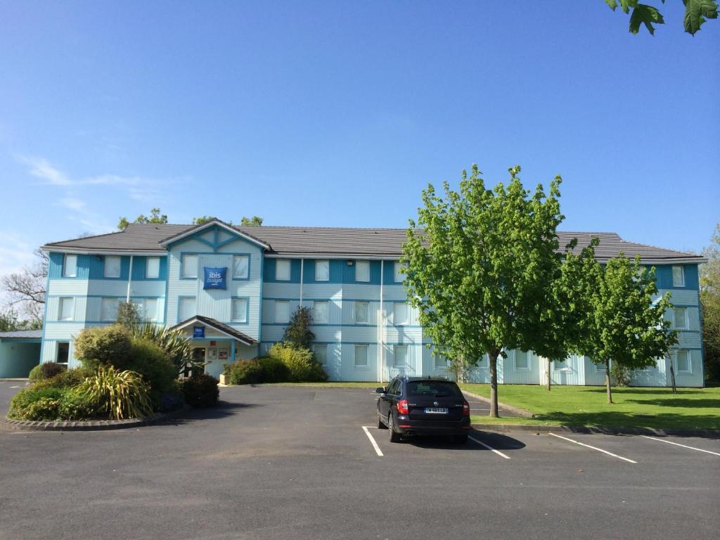 Ibis Budget Granville Bagian luar foto