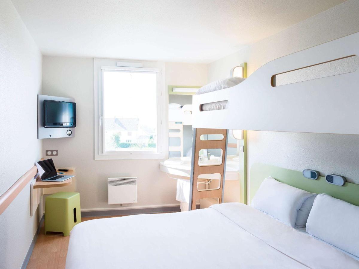 Ibis Budget Granville Bagian luar foto